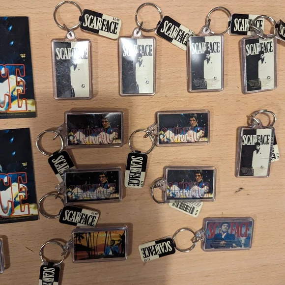 Wholesale Lot of 14 pcs Scarface Keychains and sticker As Is Movie Pacino - Picture 3 of 3